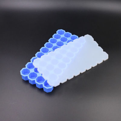 Prático molde de gelo de silicone de 36 cavidades livre de BPA facilmente pop-up com tampa