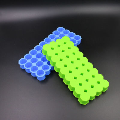 Prático molde de gelo de silicone de 36 cavidades livre de BPA facilmente pop-up com tampa