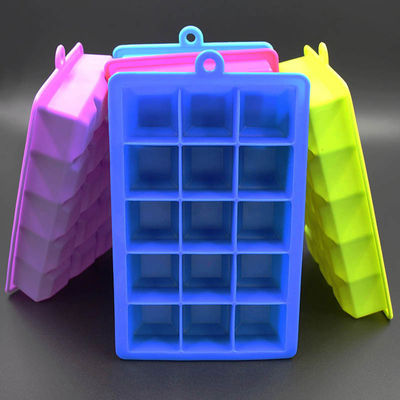 Molde de gelo de silicone quadrado inofensivo bandejas de cubo 15 cavidades multicoloridas reutilizáveis