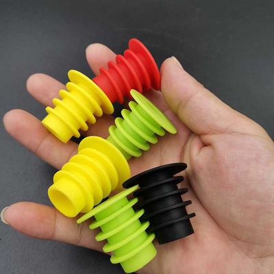 A garrafa multicolorido do silicone do vinho tapa bens reusáveis inodoros